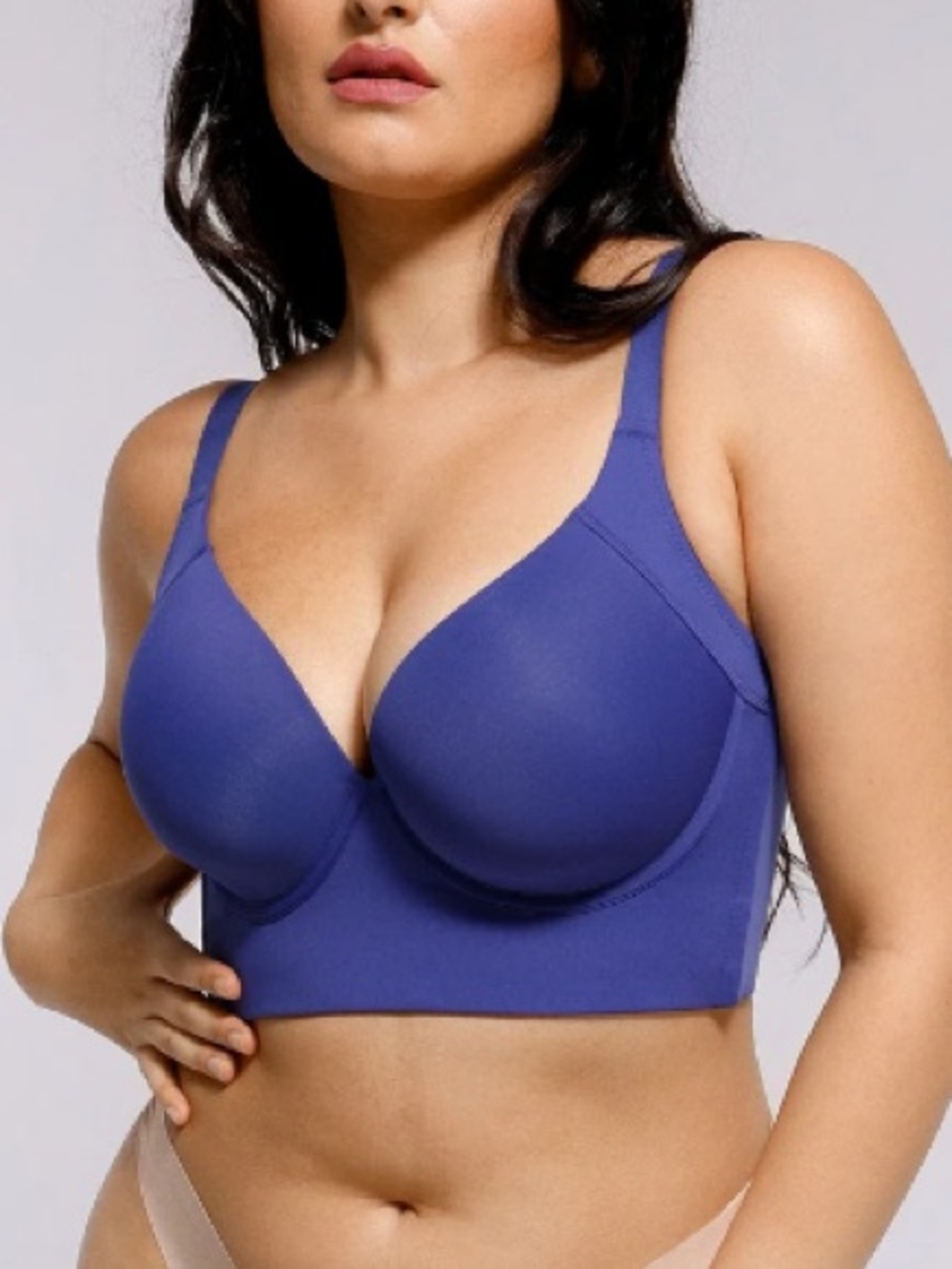 Shapellx Bare Essentials™
AirSlim® Back Smoothing Underwire Push-Up Bra 46 C/D